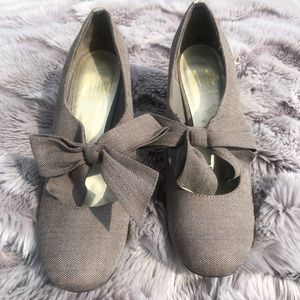 Bow Detail Heels